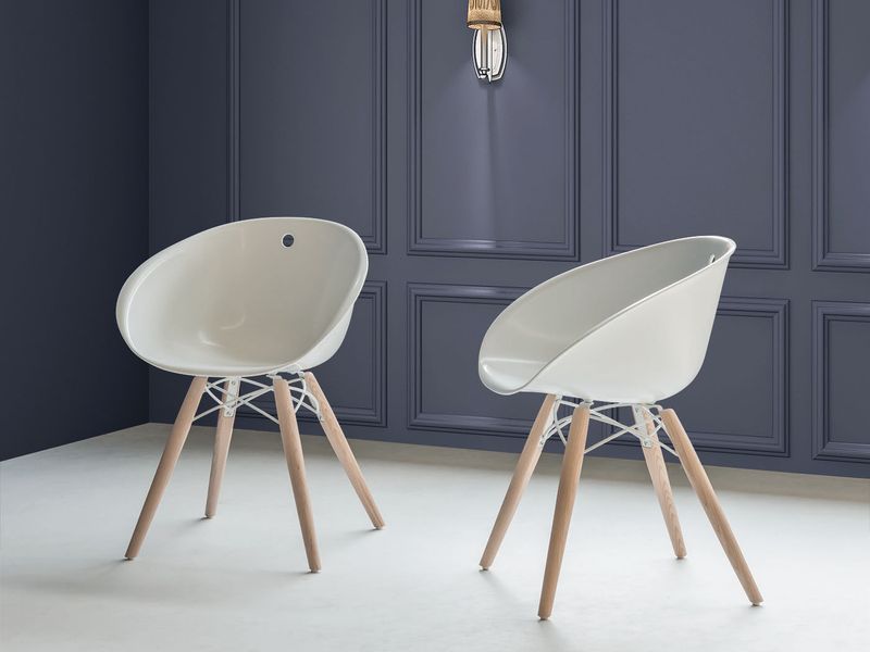 Sedia in Plastica Alessia.jpg