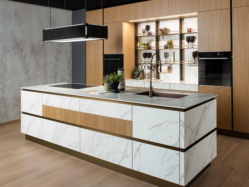 Cucina Moderna Kaori Bambu Eos Gres Wgite Marble.jpg