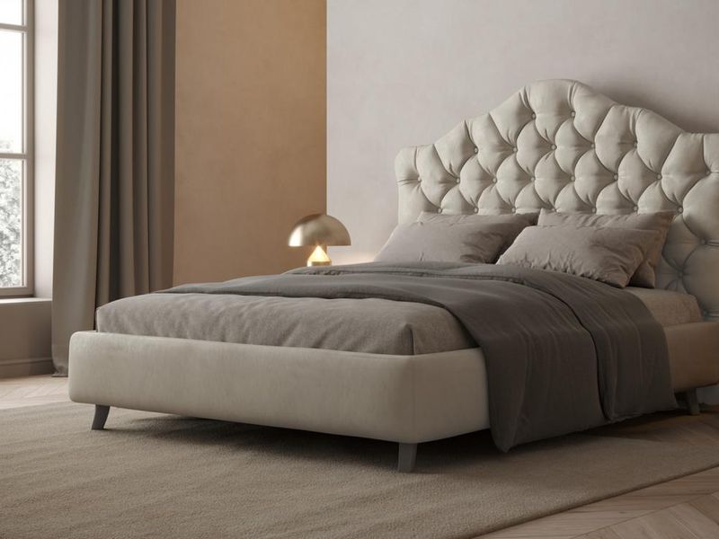 5270 Night 2022 Bed Lady 2.jpg